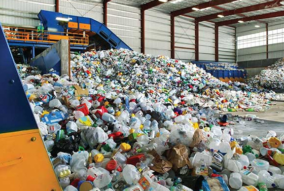 Dịch vụ thu mua nhựa phế liệu giá cao tại TP HCM