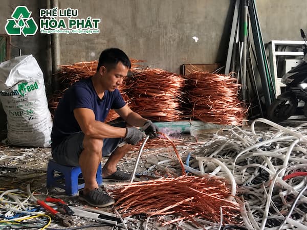 làm sạch đồng phế liệu