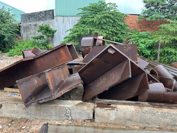 sắt phế liệu được thu mua tận nơi sắt phế liệu được thu mua tận nơi