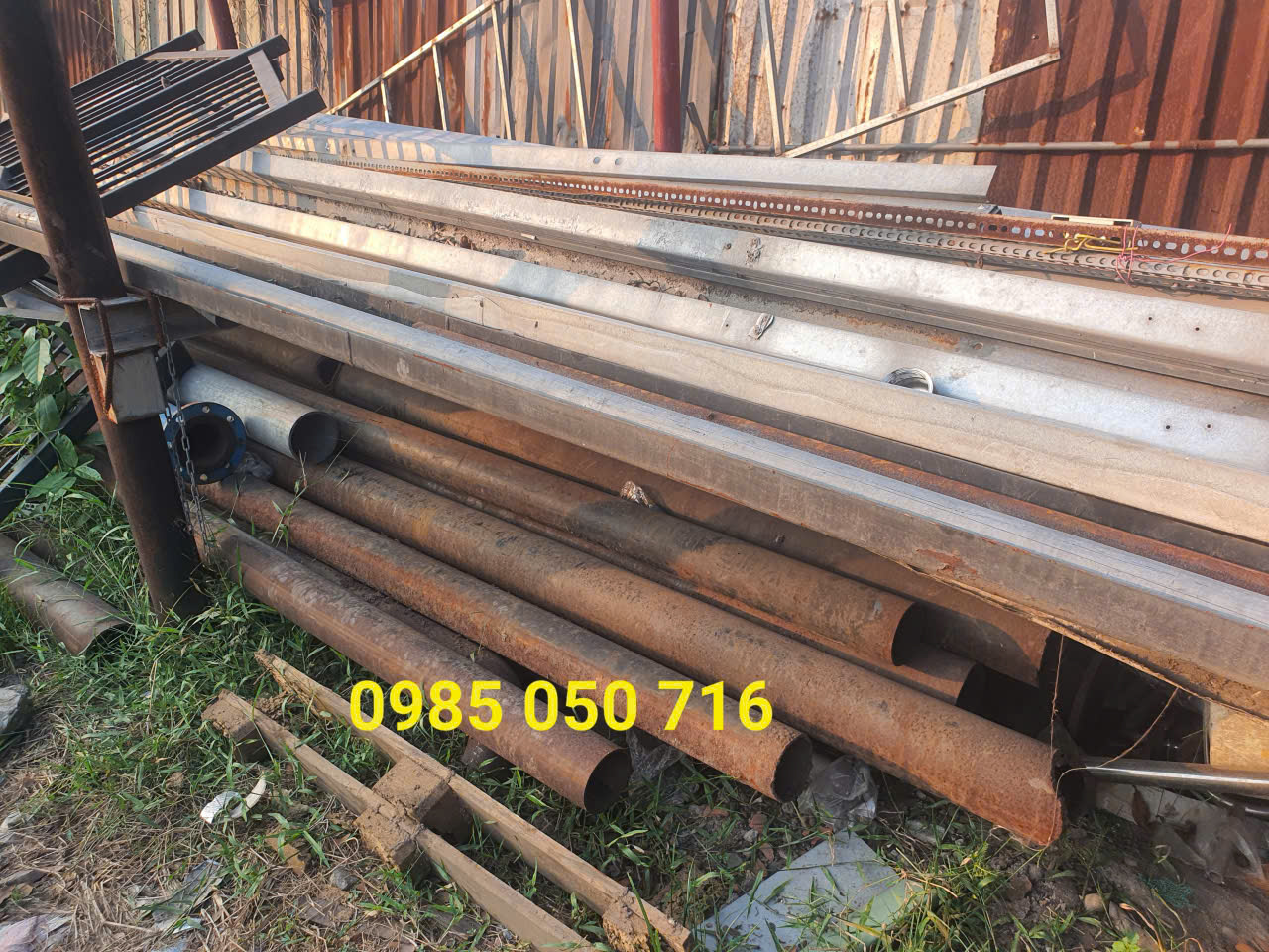 thu mua phế liệu sắt thép tại kcn long hậu